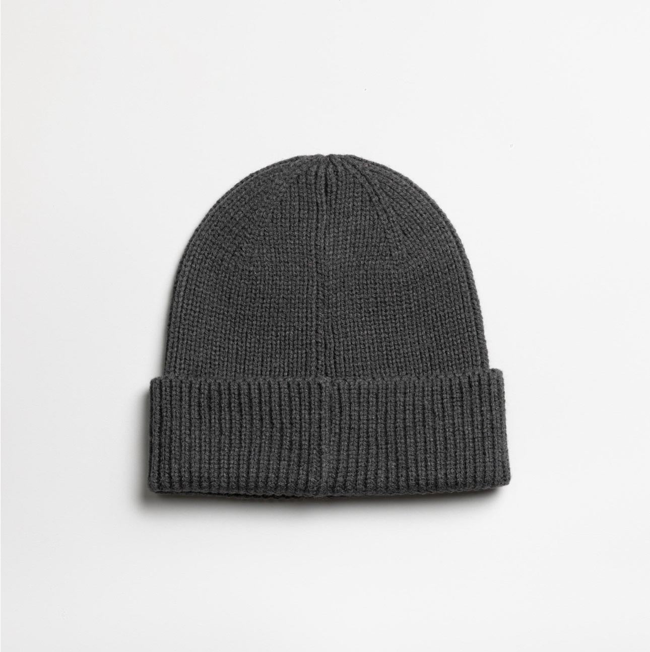 Graphite grey fashion patch beanie